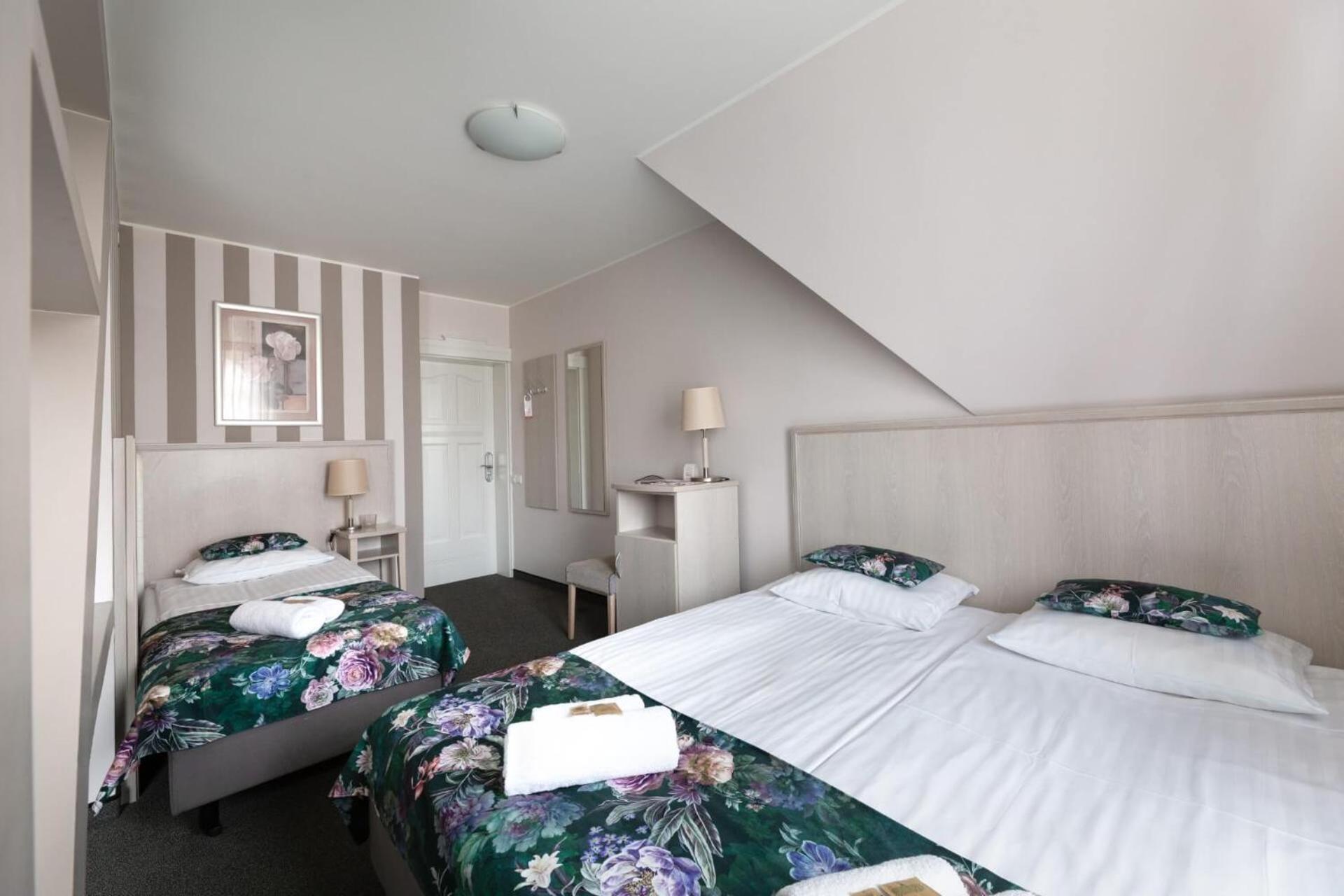 Hotel Amalia Kudowa-Zdrój Exteriér fotografie